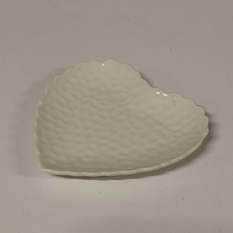 Блюдо керамика Сердце 15*13,5см (120шт) - DL-009-1 НК ** *